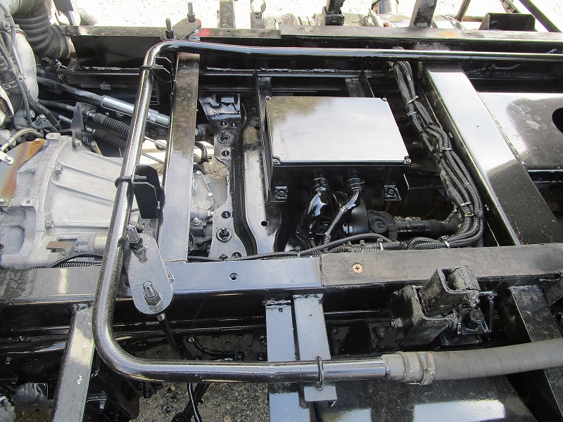 塵芥車 極東開発 回転式 4.3㎥|中古トラックの販売・買取・査定のアイナビ