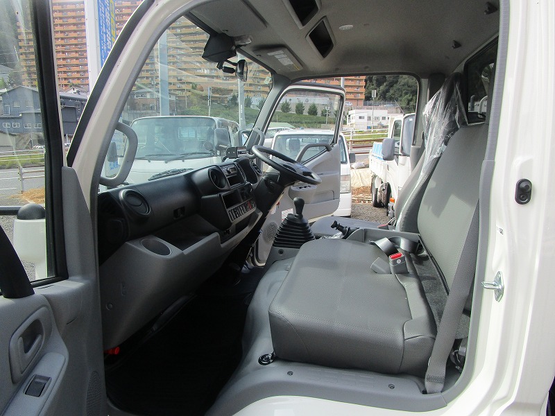 塵芥車 極東開発 プレス式 4.6㎥ 未使用車|中古トラックの販売・買取・査定のアイナビ