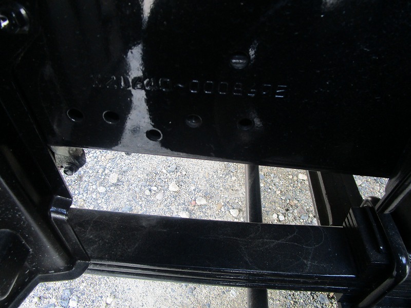 タンク車 極東開発 4KL 3室 未使用車|中古トラックの販売・買取・査定のアイナビ