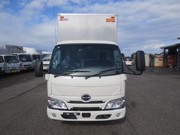 日野デュトロ標準ロングドライバン|中古トラックの販売・買取・査定のアイナビ