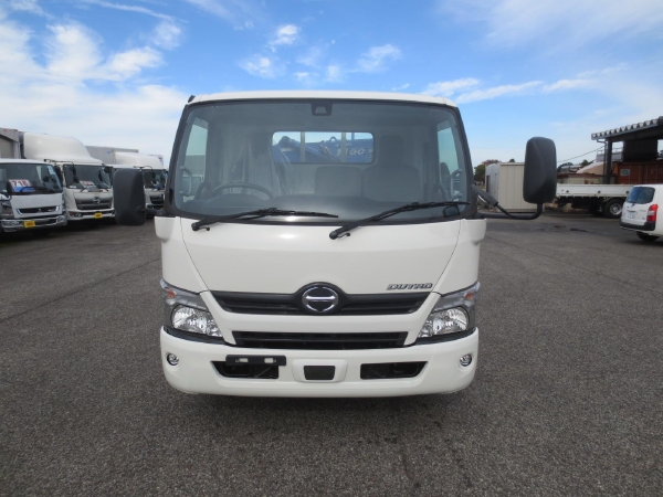 日野デュトロ簡易クレーン付|中古トラックの販売・買取・査定のアイナビ