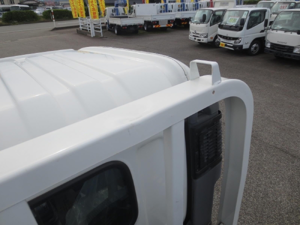 日野デュトロ簡易クレーン付|中古トラックの販売・買取・査定のアイナビ