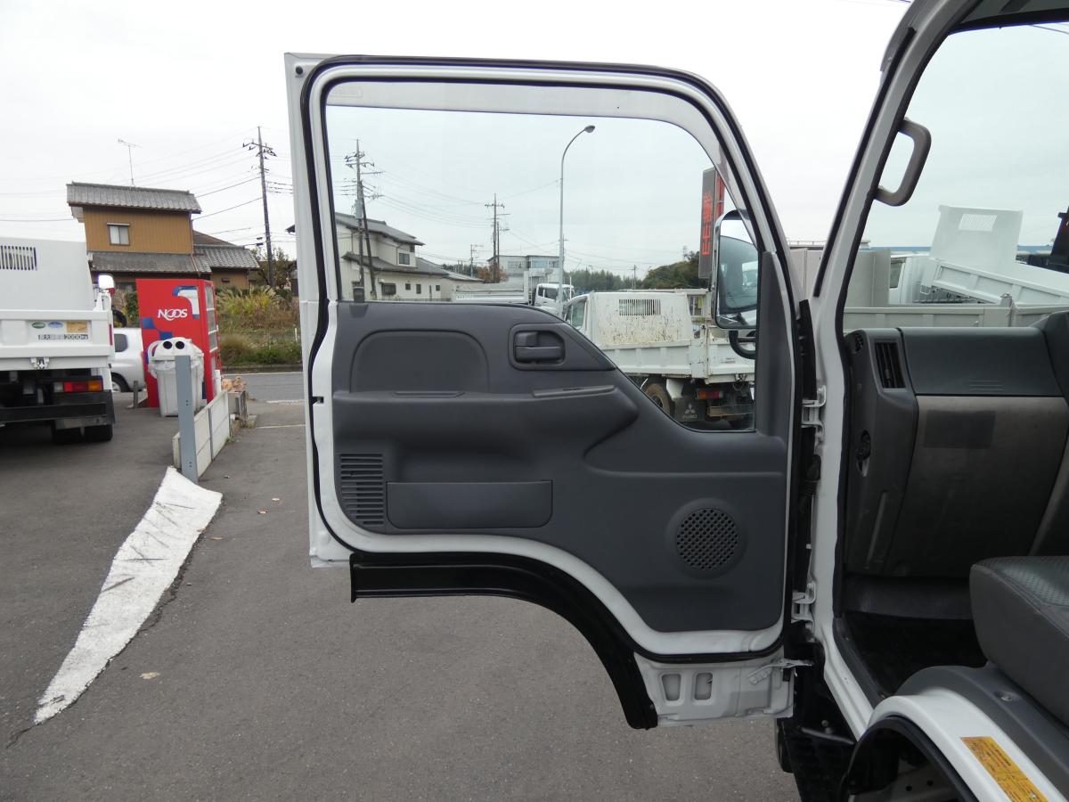 H24年3トン ダンプ マニュアル　251040|中古トラックの販売・買取・査定のアイナビ