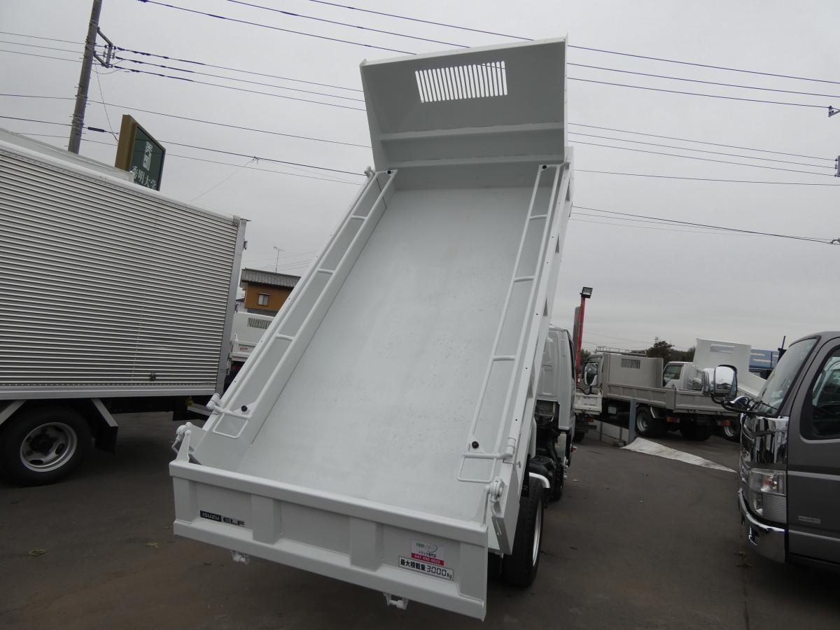 H24年3トン ダンプ マニュアル　251040|中古トラックの販売・買取・査定のアイナビ