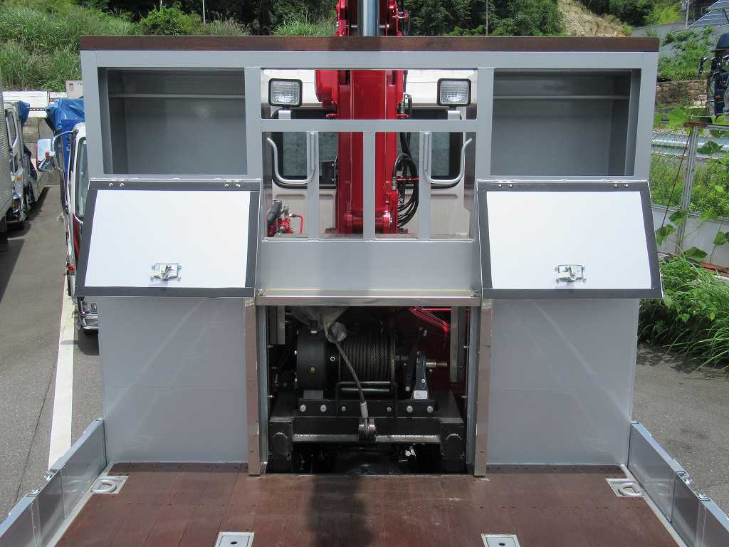 セルフクレーン ユニック 4段 ウィンチ 後輪エアサス 380PS|中古トラックの販売・買取・査定のアイナビ