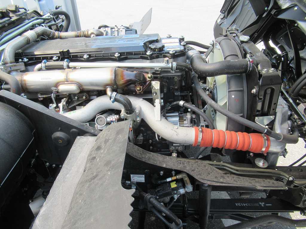 ★240PS パブコ 6200 ワイド エアサス 6速|中古トラックの販売・買取・査定のアイナビ