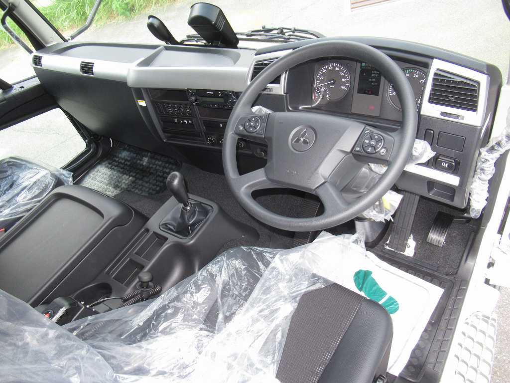 ★240PS パブコ 6200 ワイド エアサス 6速|中古トラックの販売・買取・査定のアイナビ