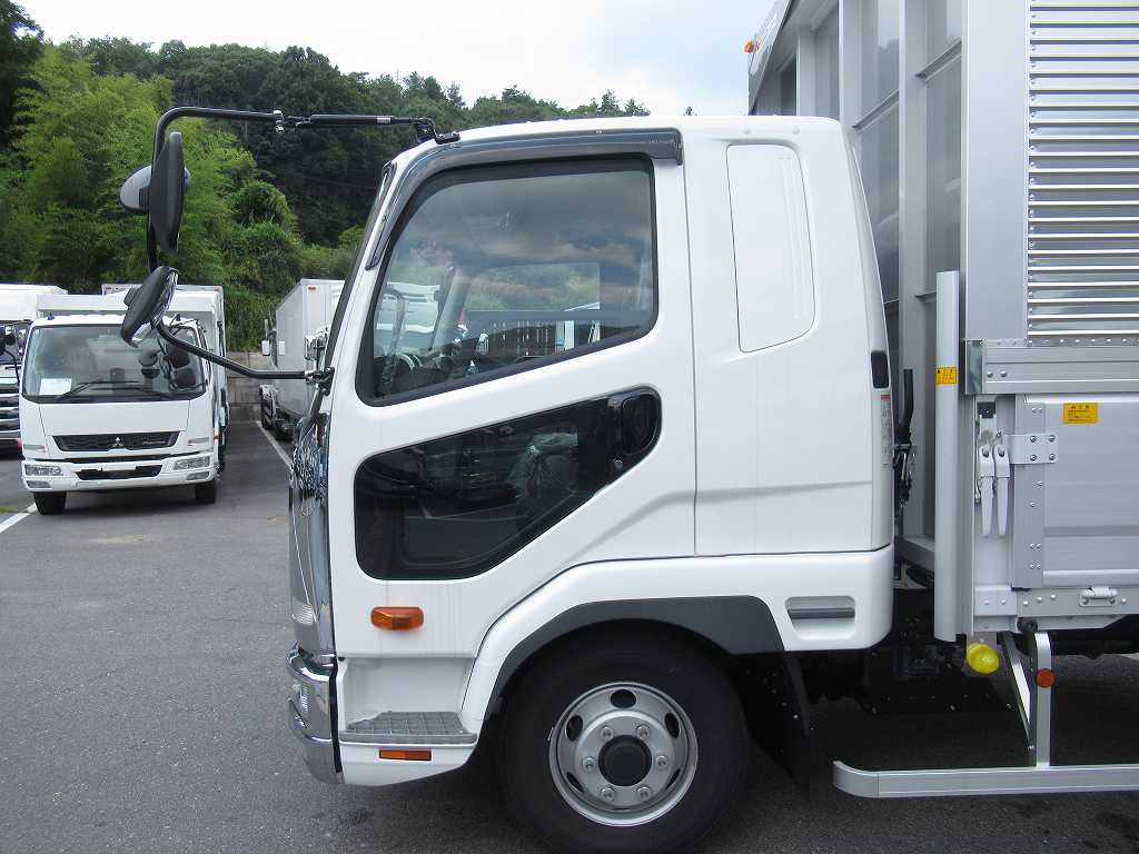 ★240PS パブコ 6200 ワイド エアサス 6速|中古トラックの販売・買取・査定のアイナビ