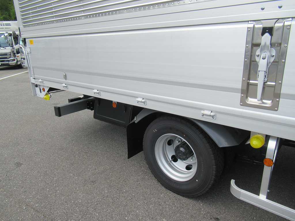 ★240PS パブコ 6200 ワイド エアサス 6速|中古トラックの販売・買取・査定のアイナビ