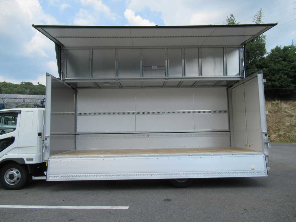 ★240PS パブコ 6200 ワイド エアサス 6速|中古トラックの販売・買取・査定のアイナビ