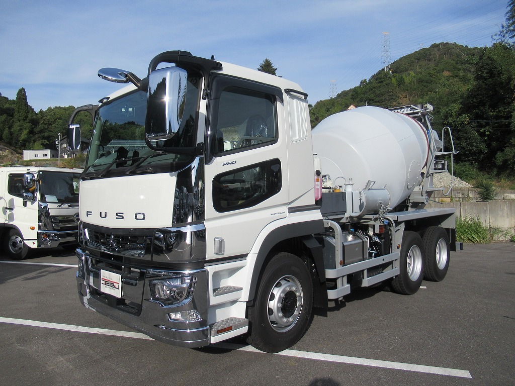 ↓PRICEDOWN↓未使用車カヤバドラム8.8立米最大混合4.4立米|中古トラックの販売・買取・査定のアイナビ