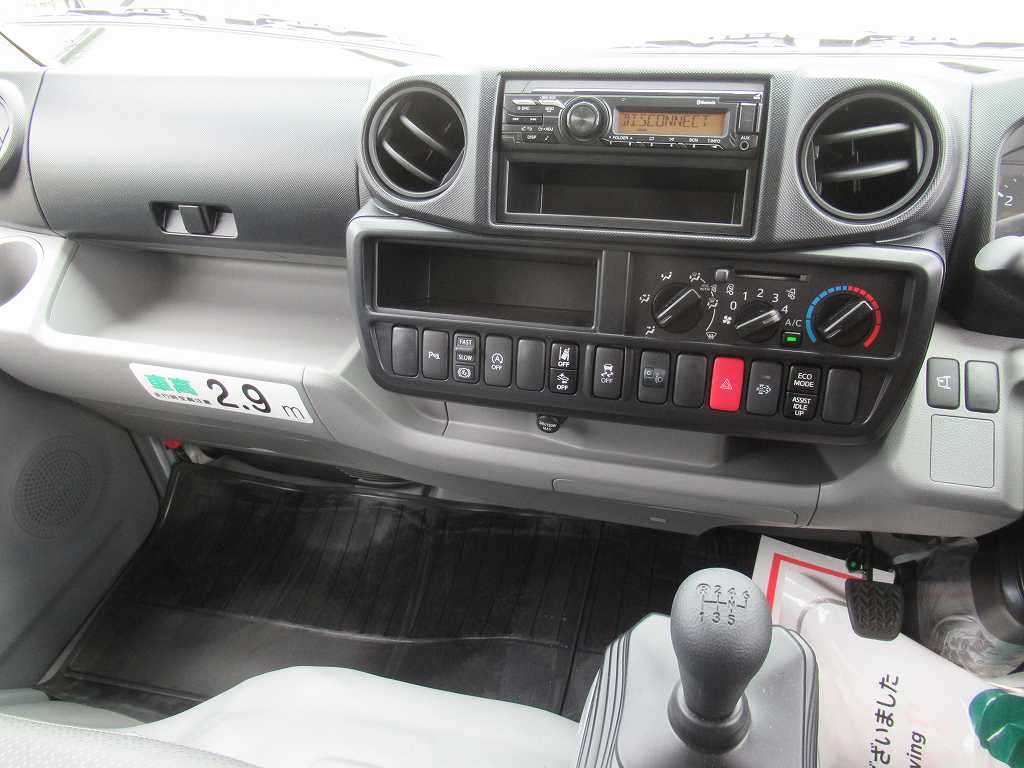 未使用車 アイチ 12.1m 高所作業車 6速 作業床荷重200㎏|中古トラックの販売・買取・査定のアイナビ