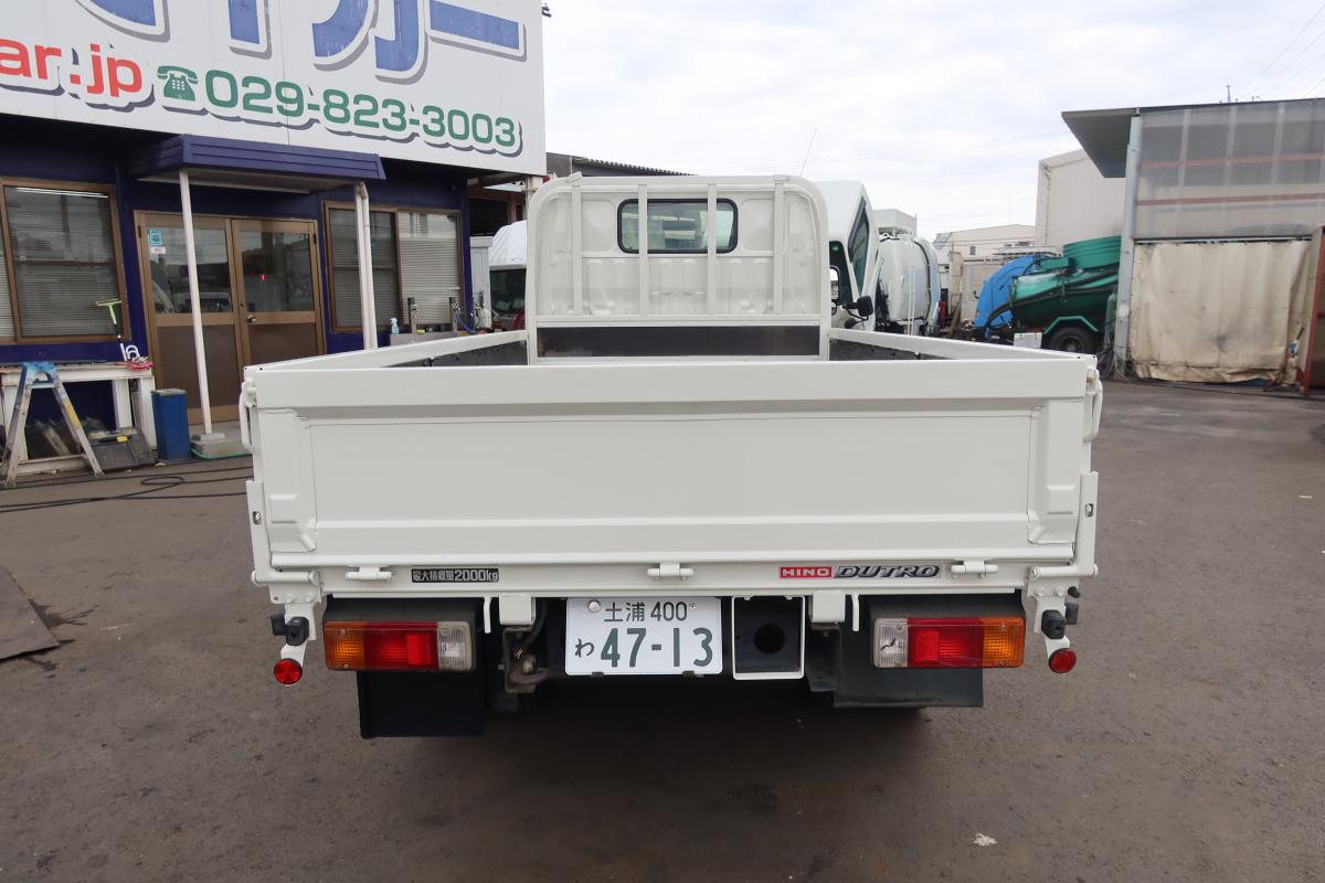 10尺平ボディー 積載2000kg4ナンバー 床鉄板張り 車検付き|中古トラックの販売・買取・査定のアイナビ