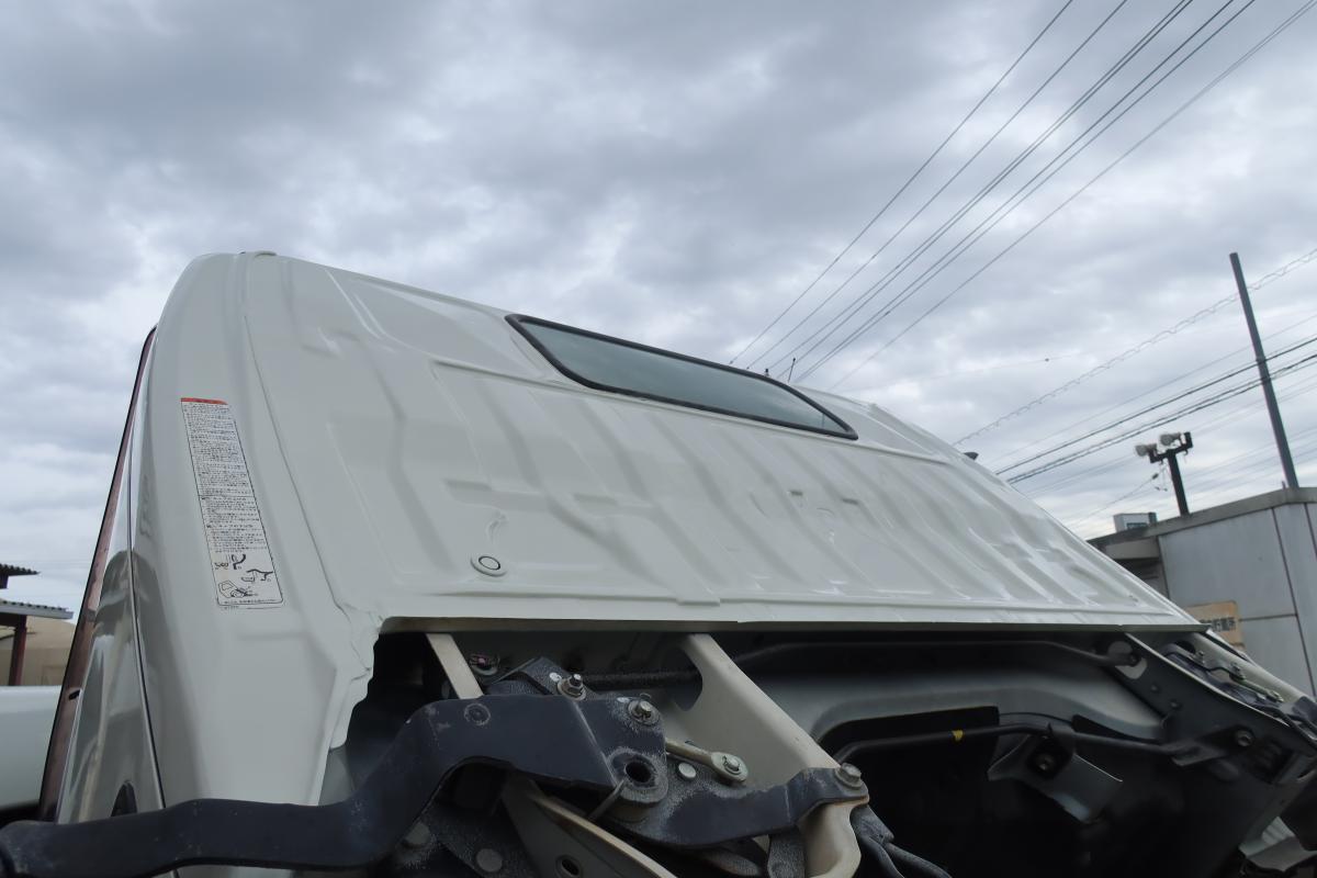 10尺平ボディー 積載2000kg4ナンバー 床鉄板張り 車検付き|中古トラックの販売・買取・査定のアイナビ