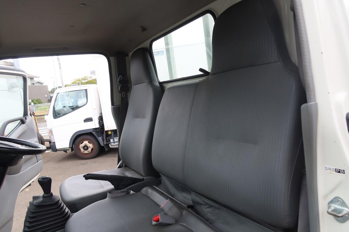 10尺平ボディー 積載2000kg4ナンバー 床鉄板張り 車検付き|中古トラックの販売・買取・査定のアイナビ