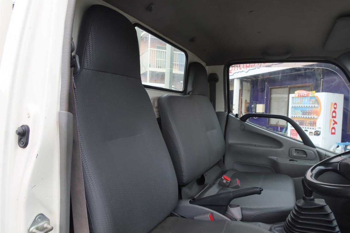 10尺平ボディー 積載2000kg4ナンバー 床鉄板張り 車検付き|中古トラックの販売・買取・査定のアイナビ