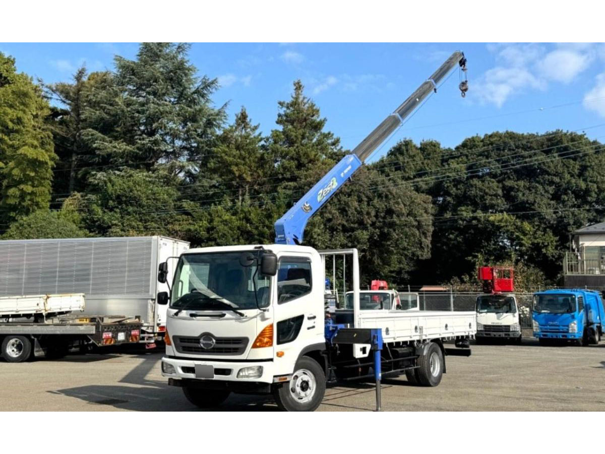 吊t数2.9t吊 4段ブーム タダノ ラジコン付き|中古トラックの販売・買取・査定のアイナビ