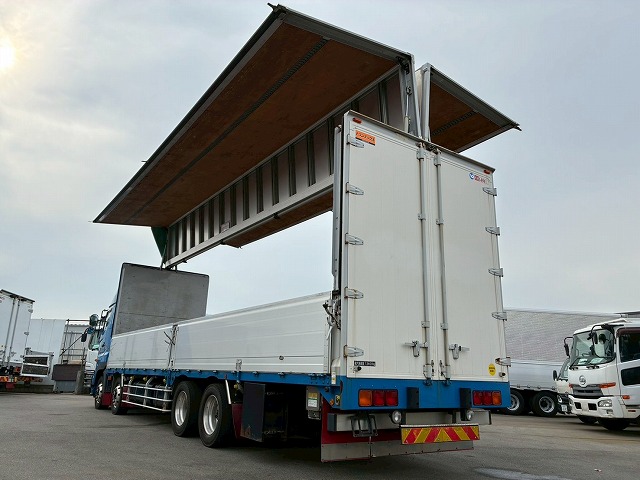 ハイルーフ後輪エアサス背高トランテックス380馬力|中古トラックの販売・買取・査定のアイナビ