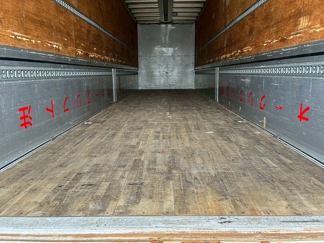 ハイルーフ後輪エアサス背高トランテックス380馬力|中古トラックの販売・買取・査定のアイナビ