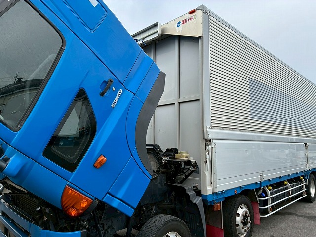 ハイルーフ後輪エアサス背高トランテックス380馬力|中古トラックの販売・買取・査定のアイナビ