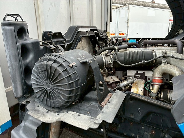 ハイルーフ後輪エアサス背高トランテックス380馬力|中古トラックの販売・買取・査定のアイナビ