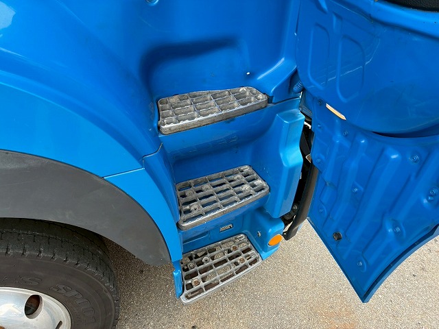 ハイルーフ後輪エアサス背高トランテックス380馬力|中古トラックの販売・買取・査定のアイナビ