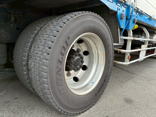 ハイルーフ後輪エアサス背高トランテックス380馬力|中古トラックの販売・買取・査定のアイナビ