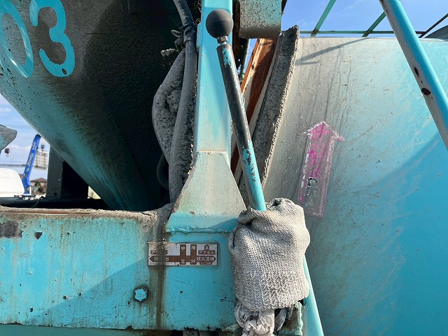 車検付!★増トン車★11トン積載★6×4!3軸2デフ★KYB製8.9立米|中古トラックの販売・買取・査定のアイナビ