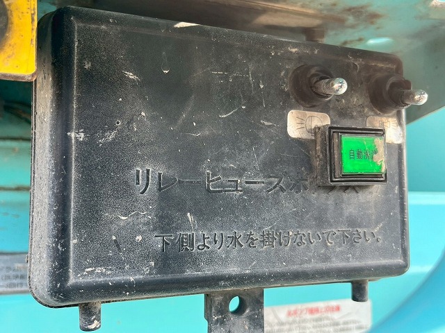 車検付!★増トン車★11トン積載★6×4!3軸2デフ★KYB製8.9立米|中古トラックの販売・買取・査定のアイナビ