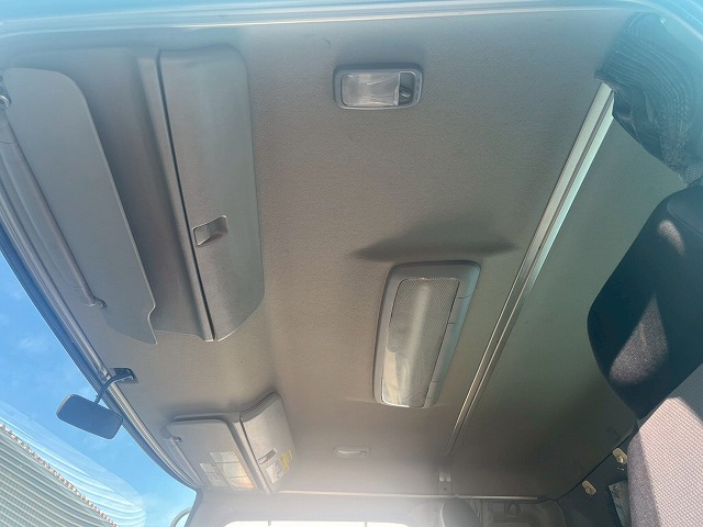 車検付!★増トン車★11トン積載★6×4!3軸2デフ★KYB製8.9立米|中古トラックの販売・買取・査定のアイナビ