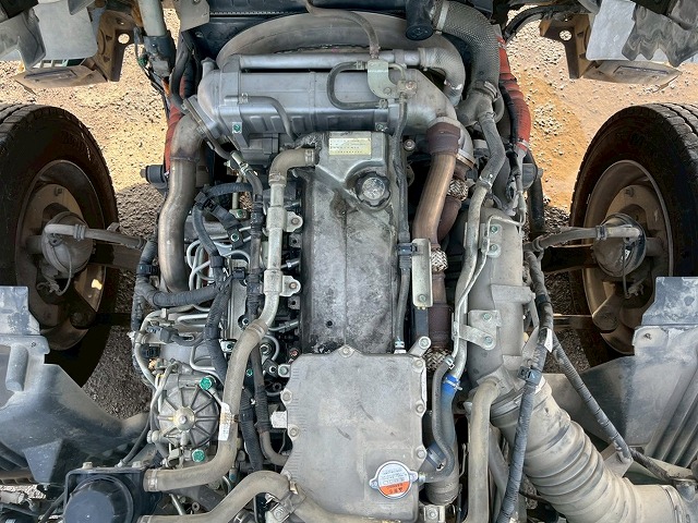 車検付!★増トン車★11トン積載★6×4!3軸2デフ★KYB製8.9立米|中古トラックの販売・買取・査定のアイナビ