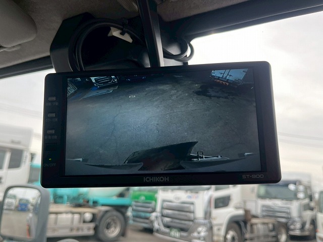 車検付★2.99トン積載★KYB製・2.5立米★電動ホッパー★生コン車|中古トラックの販売・買取・査定のアイナビ