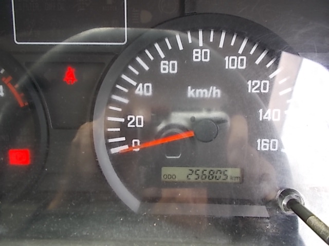 H27エルフクレーン4段Rジャッキラジコン 5Mボディー|中古トラックの販売・買取・査定のアイナビ