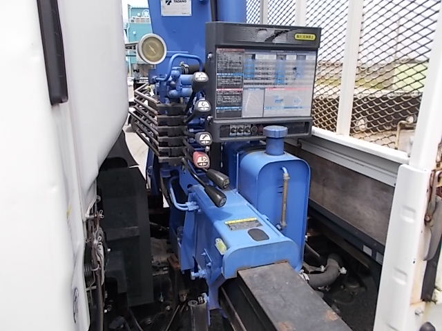 H27エルフクレーン4段Rジャッキラジコン 5Mボディー|中古トラックの販売・買取・査定のアイナビ