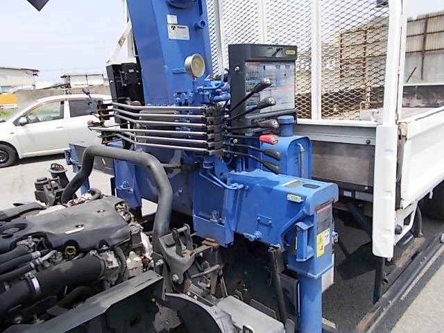 H27エルフクレーン4段Rジャッキラジコン 5Mボディー|中古トラックの販売・買取・査定のアイナビ