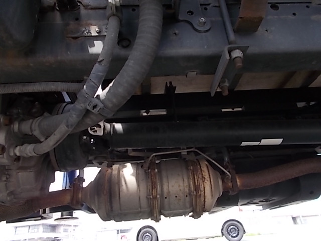 H27エルフクレーン4段Rジャッキラジコン 5Mボディー|中古トラックの販売・買取・査定のアイナビ