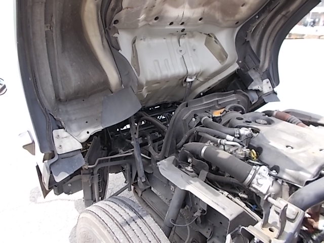 H27エルフクレーン4段Rジャッキラジコン 5Mボディー|中古トラックの販売・買取・査定のアイナビ