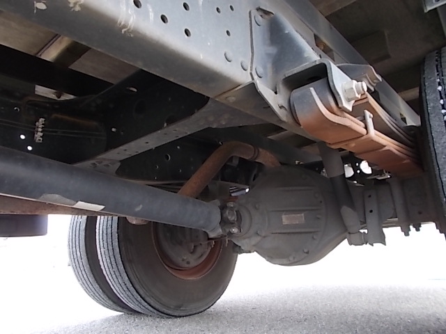 H27エルフクレーン4段Rジャッキラジコン 5Mボディー|中古トラックの販売・買取・査定のアイナビ