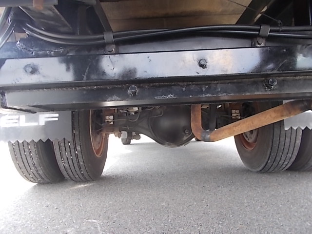 H27エルフクレーン4段Rジャッキラジコン 5Mボディー|中古トラックの販売・買取・査定のアイナビ