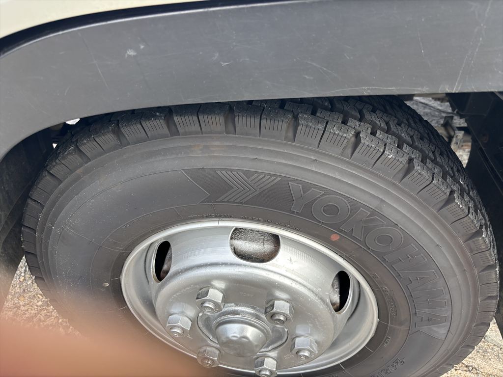 R1 フォワード 4段クレーン|中古トラックの販売・買取・査定のアイナビ