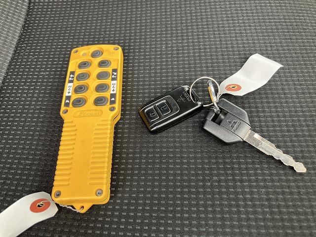 三菱ふそう 特殊車両 キャンター|中古トラックの販売・買取・査定のアイナビ