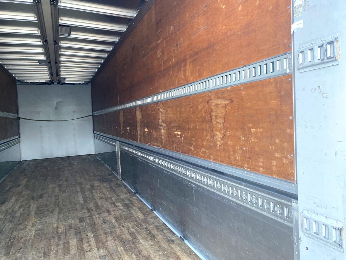 平成28年いすゞギガアルミウイング後輪エアサスQKG-CYJ77B|中古トラックの販売・買取・査定のアイナビ