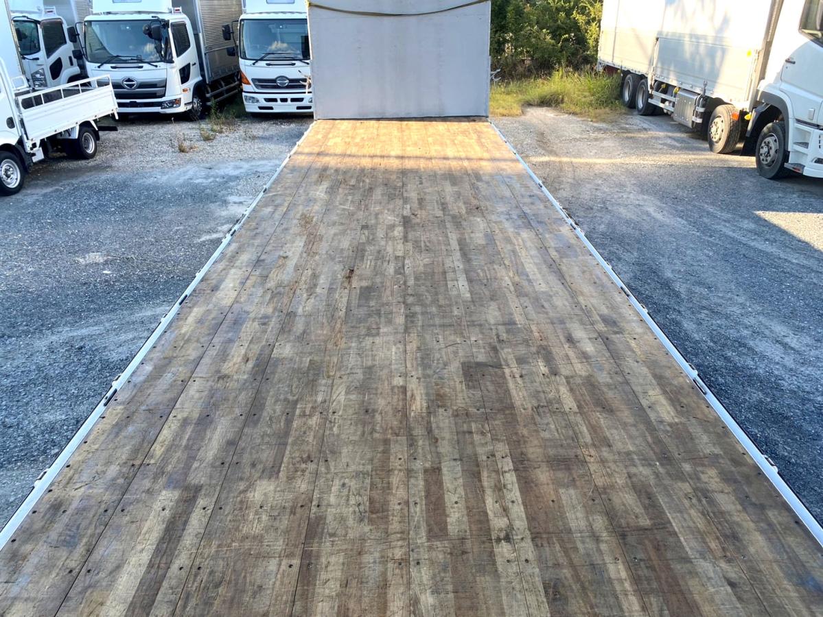 平成28年いすゞギガアルミウイング後輪エアサスQKG-CYJ77B|中古トラックの販売・買取・査定のアイナビ