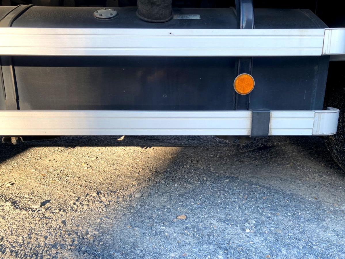 平成28年いすゞギガアルミウイング後輪エアサスQKG-CYJ77B|中古トラックの販売・買取・査定のアイナビ