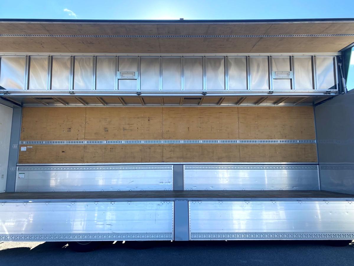 平成28年いすゞギガアルミウイング380馬力塗装済QPG-CYJ77B|中古トラックの販売・買取・査定のアイナビ