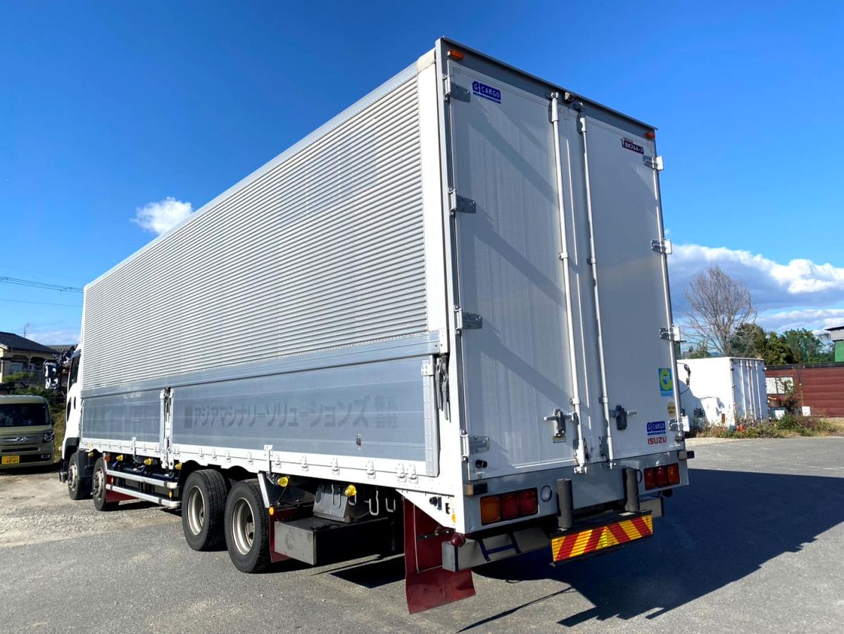 平成28年いすゞギガアルミウイング380馬力塗装済QPG-CYJ77B|中古トラックの販売・買取・査定のアイナビ