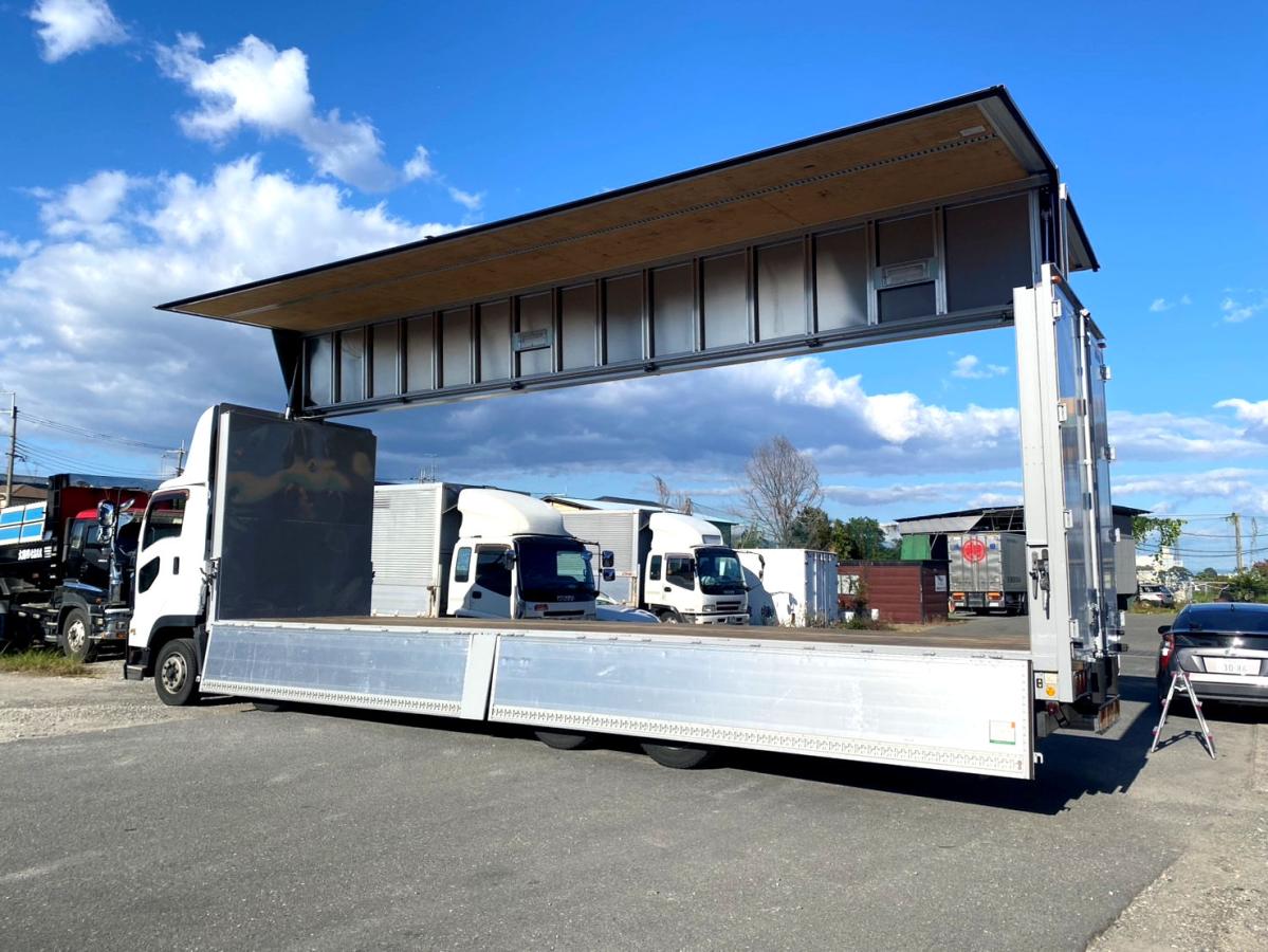 平成28年いすゞギガアルミウイング380馬力塗装済QPG-CYJ77B|中古トラックの販売・買取・査定のアイナビ