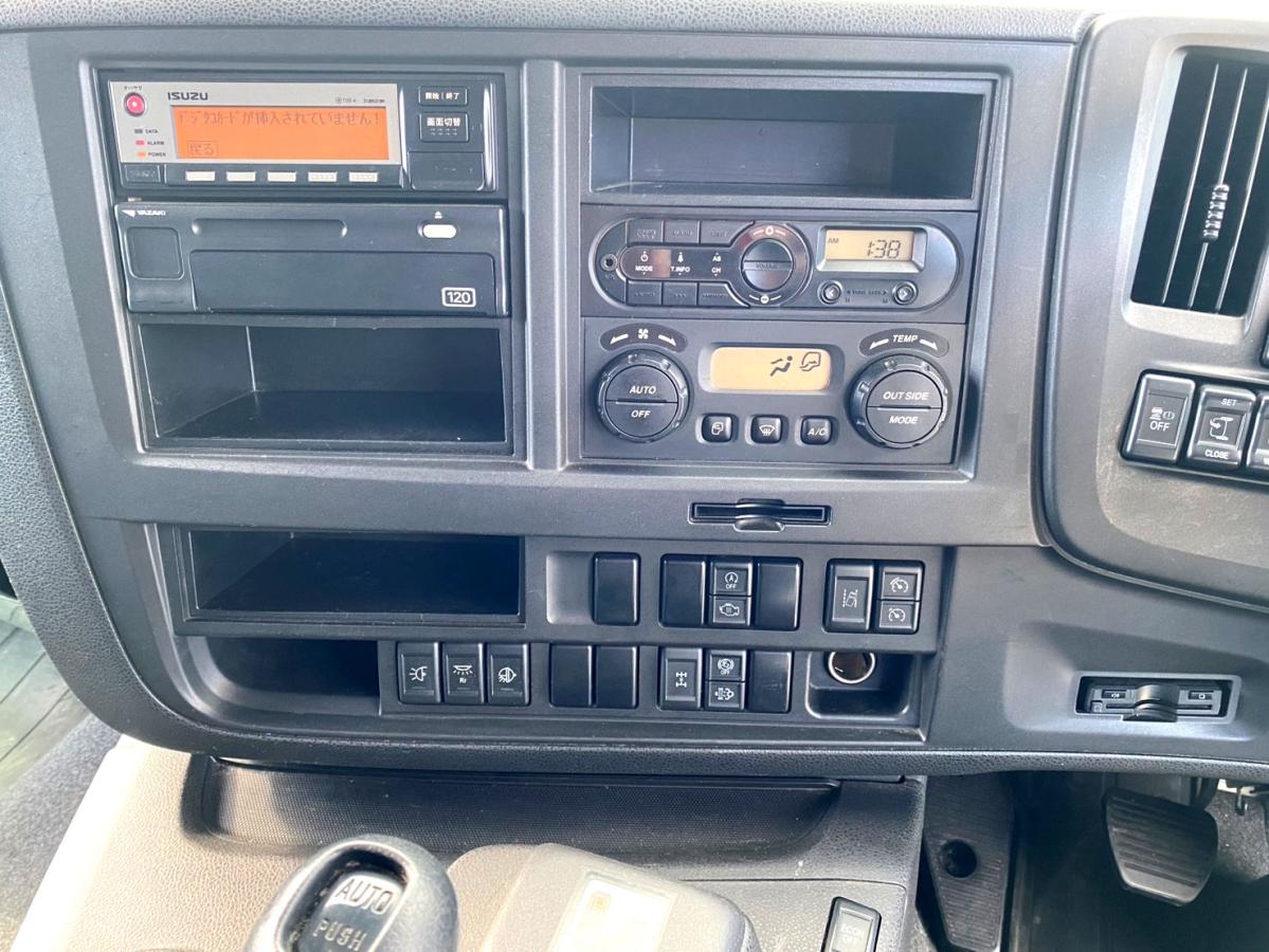 平成28年いすゞギガアルミウイング380馬力塗装済QPG-CYJ77B|中古トラックの販売・買取・査定のアイナビ