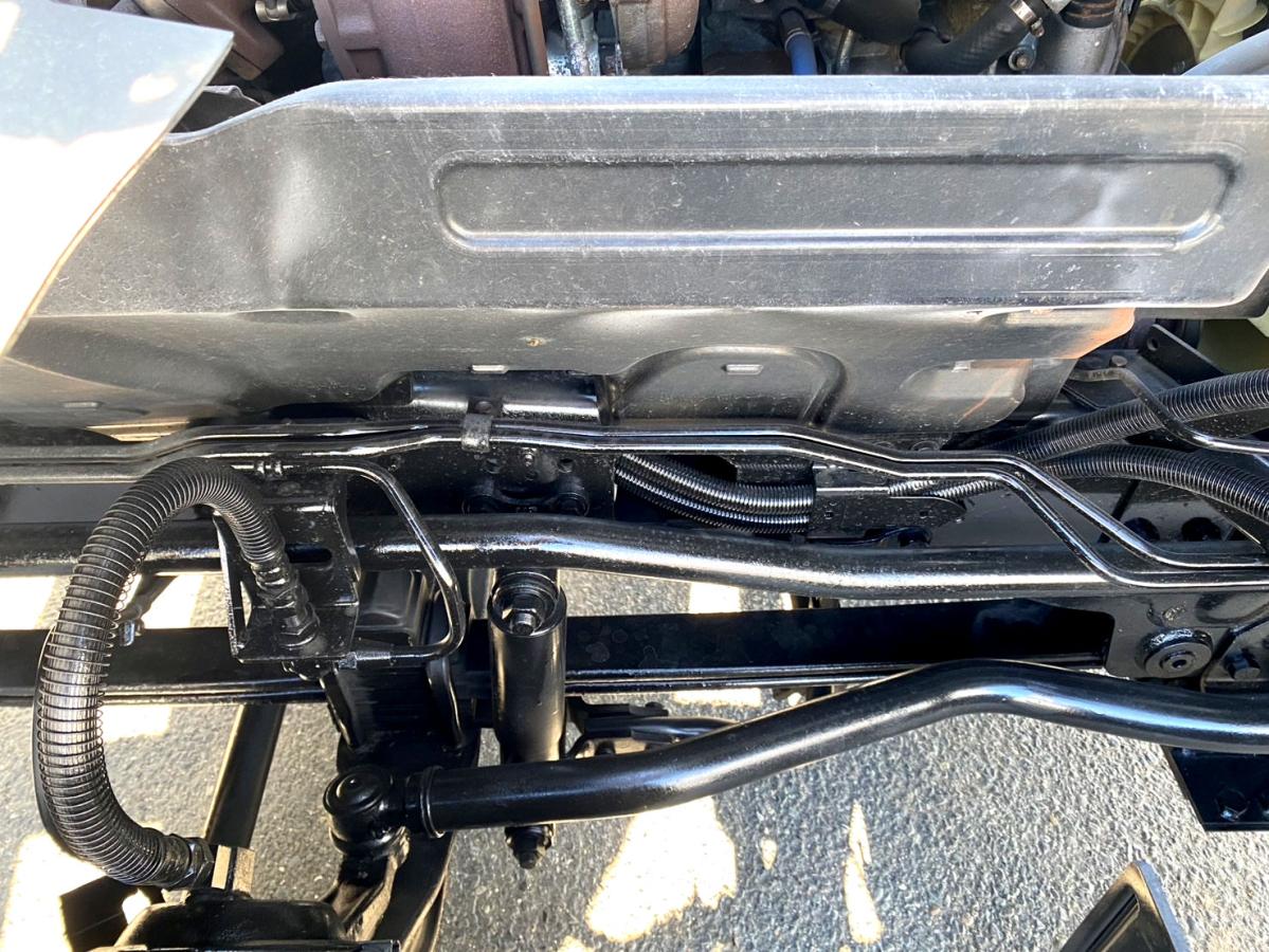 平成28年いすゞギガアルミウイング380馬力塗装済QPG-CYJ77B|中古トラックの販売・買取・査定のアイナビ