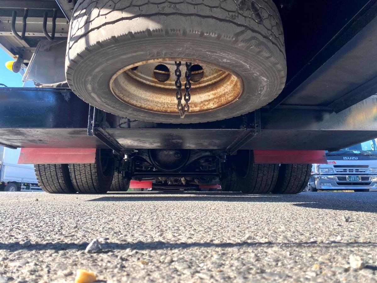 平成28年いすゞギガアルミウイング380馬力塗装済QPG-CYJ77B|中古トラックの販売・買取・査定のアイナビ